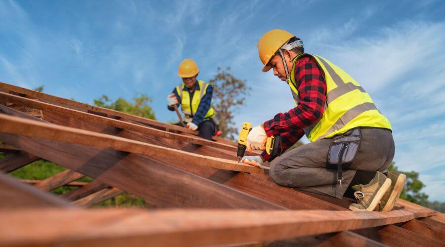 Professional Flat Roofing Installation services in Eldridge, IA